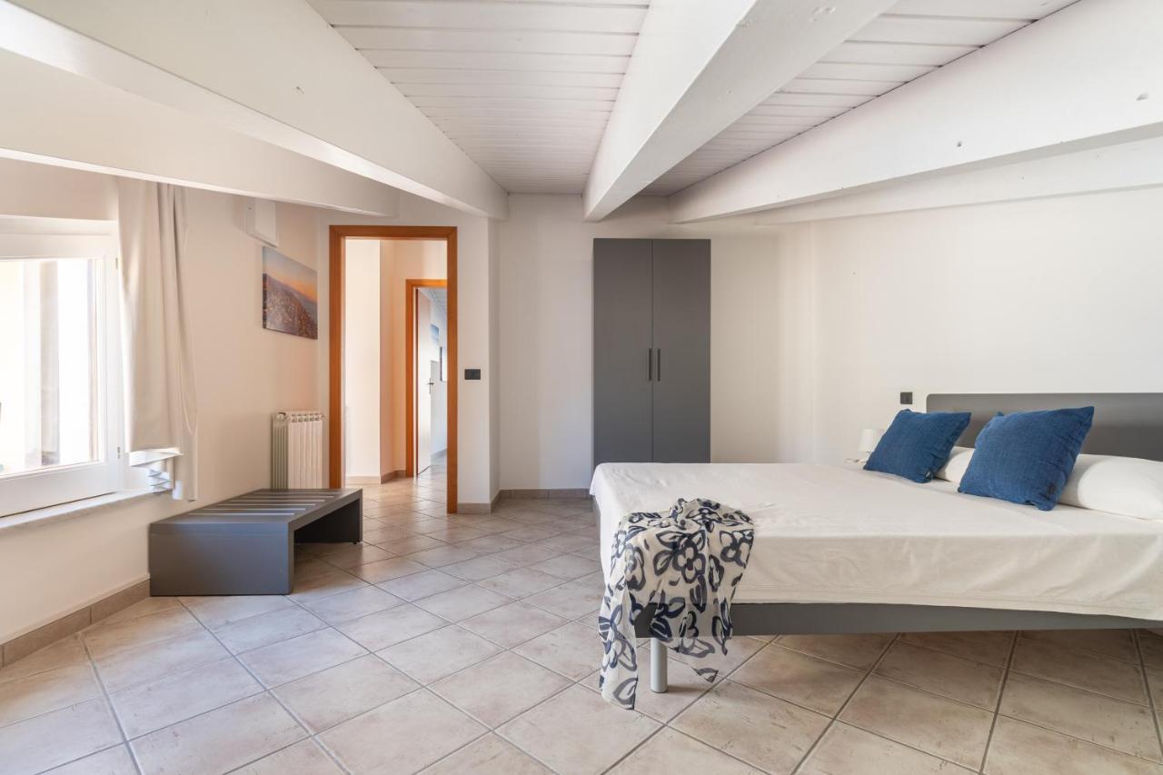 Ferienwohnung Balconies D'Orlando Capo dʼOrlando Exterior foto